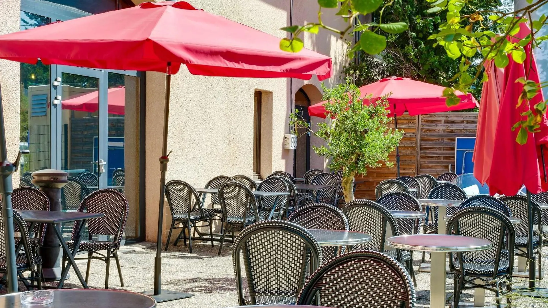 ***  Sure Hotel By Best Western Annecy Cran-Gévrier Francia